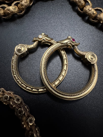 Ouroboros Connector